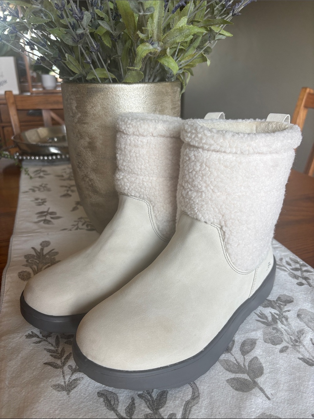 JBU Cream Sherpa Cuff Winter Booties
